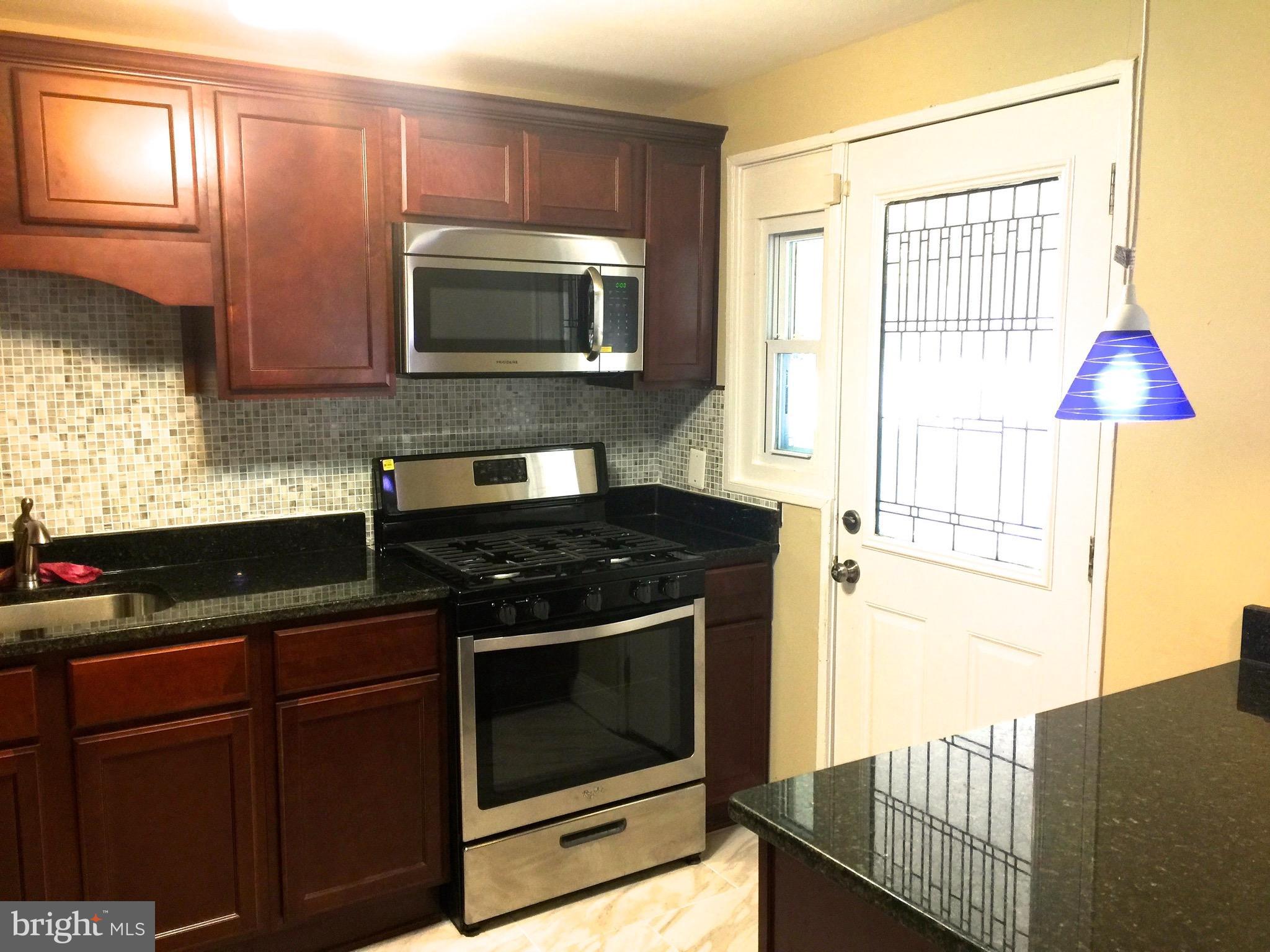 7406 Edsworth Road Baltimore, MD 21222 - Photo 7 of 24 Kitchen