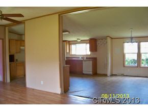 1305 Riverside Drive Huntington, IN 46750 - Photo 6 of 10 Gallery Image 6