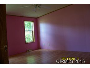 1305 Riverside Drive Huntington, IN 46750 - Photo 7 of 10 Gallery Image 7