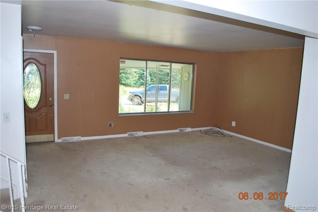 9000 Crouse Road Howell, MI 48855 - Photo 22 of 43 DSC_0014.JPG