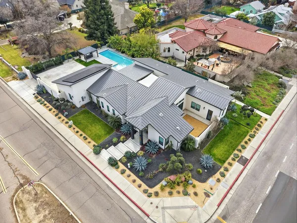 $1,199,000 | 2191 North Linwood Street, Visalia, CA 93291