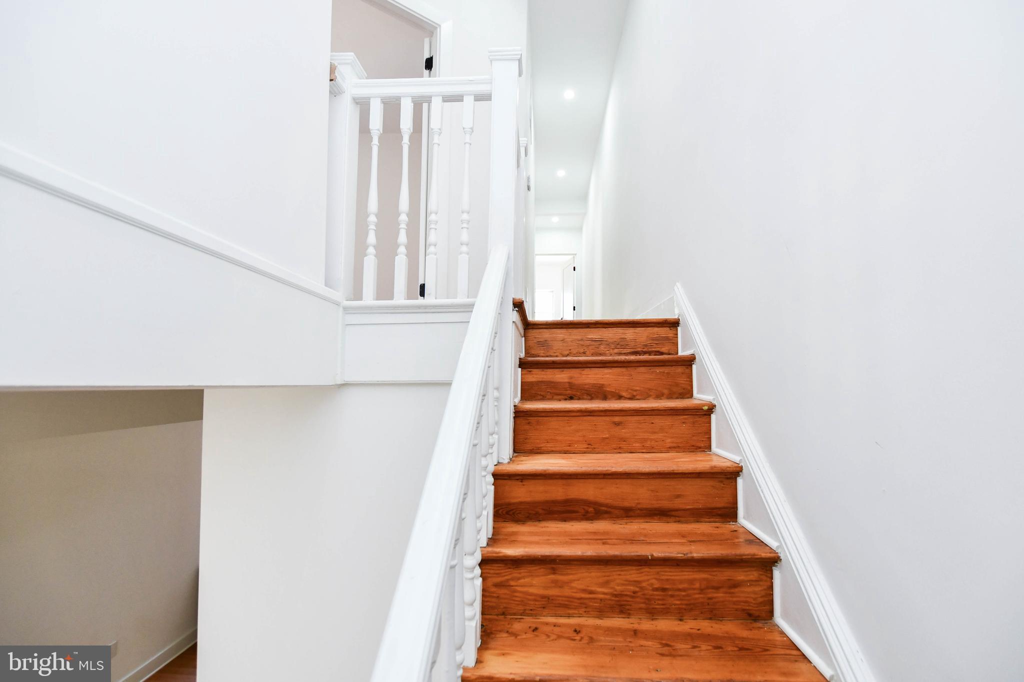 104 R Street Northeast, Unit A Washington, DC 20002 - Photo 21 of 43 a view of entryway