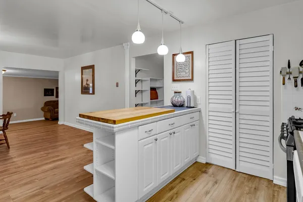 $245,000 | 202 County Road 6B, Lake City, TX 78368