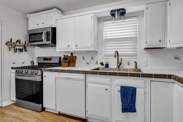 $245,000 | 202 County Road 6B, Lake City, TX 78368