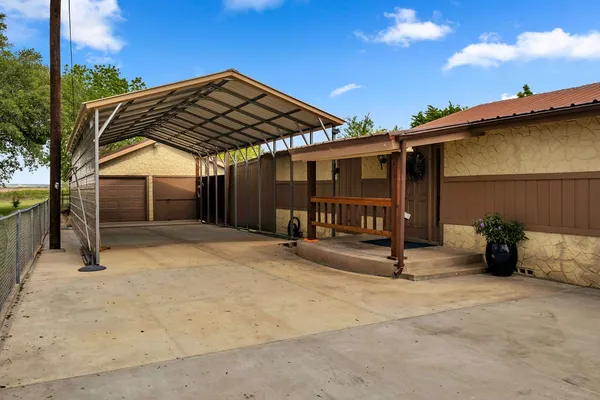 $245,000 | 202 County Road 6B, Lake City, TX 78368