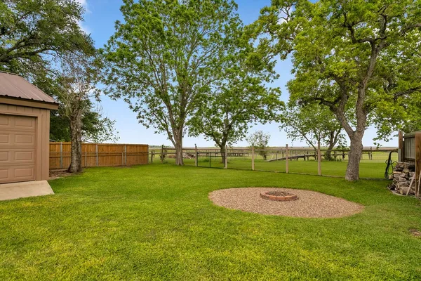 $245,000 | 202 County Road 6B, Lake City, TX 78368