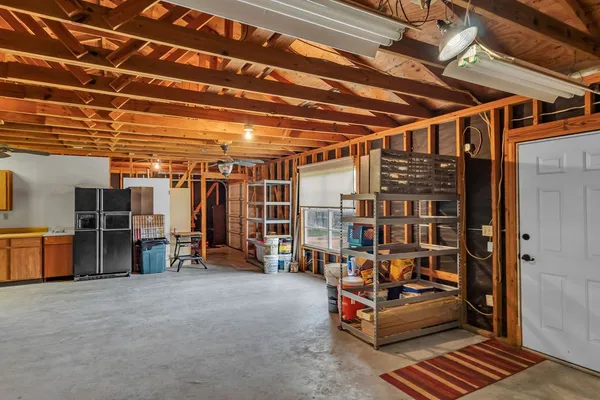 $245,000 | 202 County Road 6B, Lake City, TX 78368