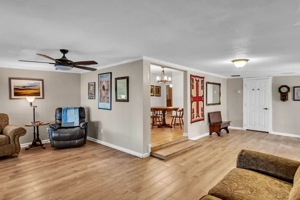 $245,000 | 202 County Road 6B, Lake City, TX 78368