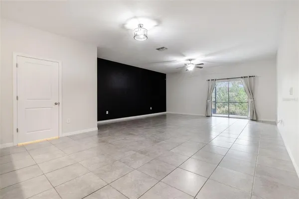$299,999 | 10687 Lake Montauk Drive, Riverview, FL 33578