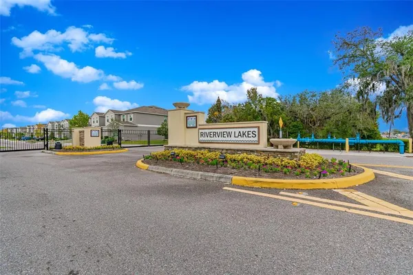 $299,999 | 10687 Lake Montauk Drive, Riverview, FL 33578