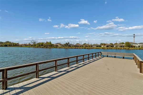 $299,999 | 10687 Lake Montauk Drive, Riverview, FL 33578