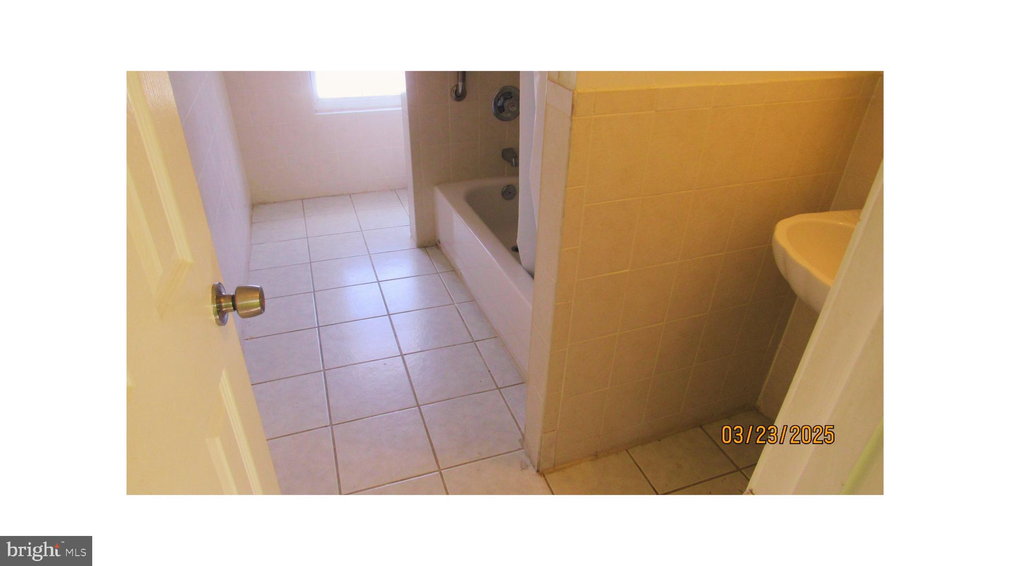 225 56th Place Northeast Washington, DC 20019 - Photo 24 of 30 4TH LEVEL BATHROOM