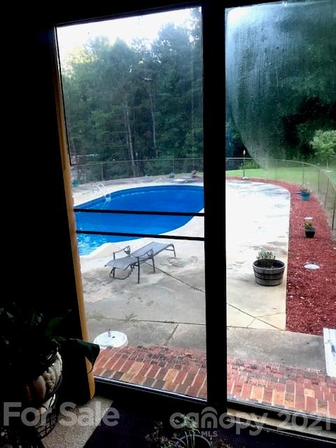 282 Cowans Ford Road Stanley, NC 28164 - Photo 10 of 25 Gallery Image 10