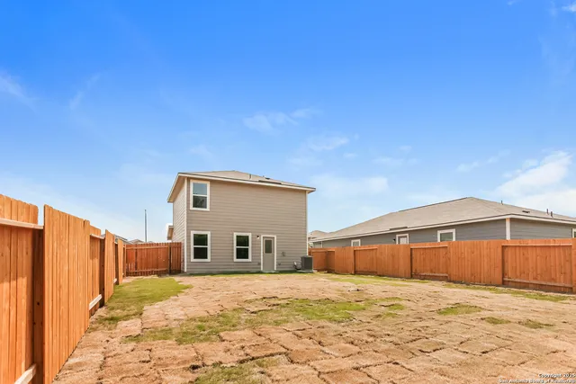 $1,445 | 3119 Begonia Bend, San Antonio, TX 78222