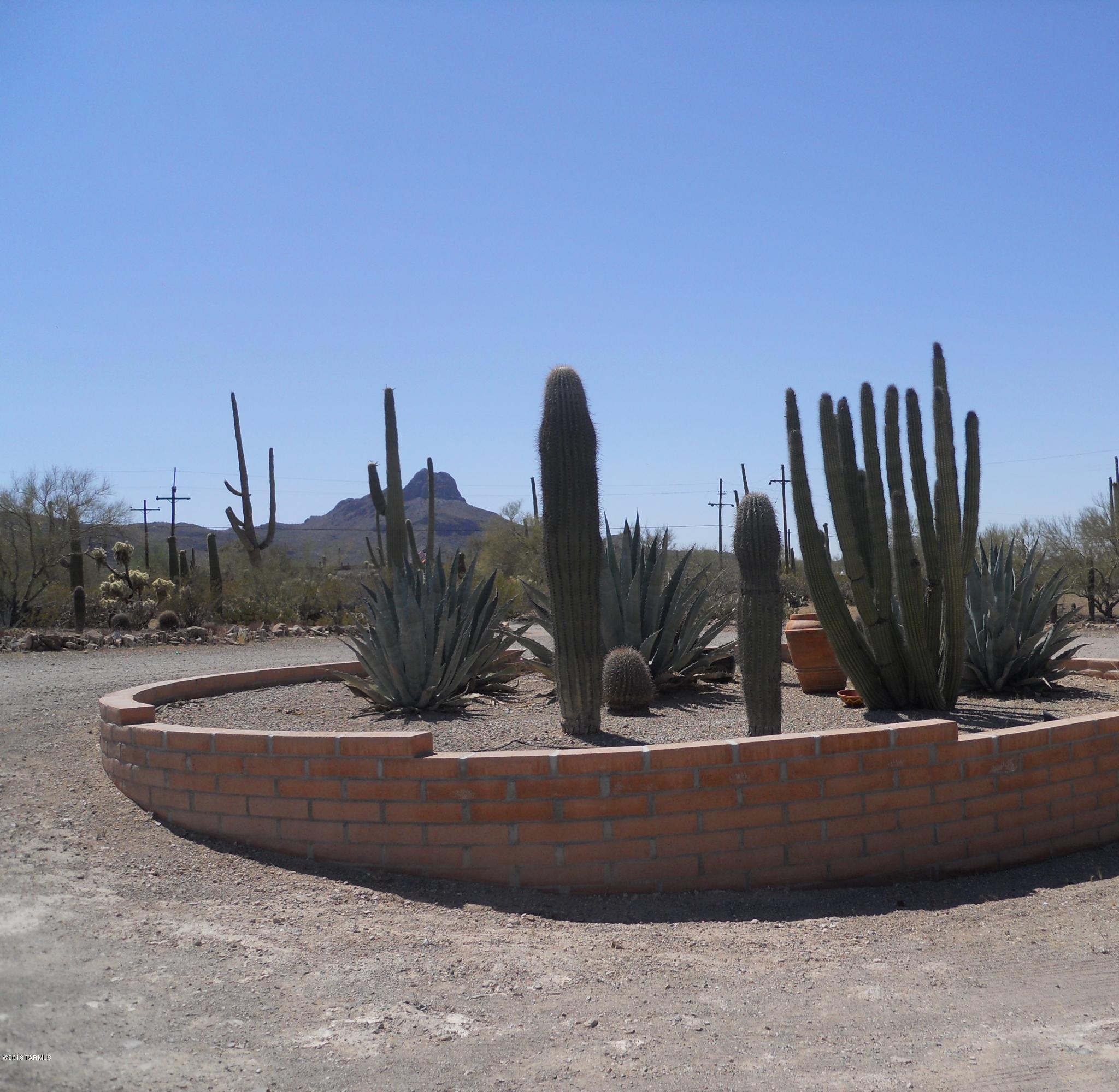 7060 North Wade Road Tucson, AZ 85743 - Photo 2 of 37 Gallery Image 2