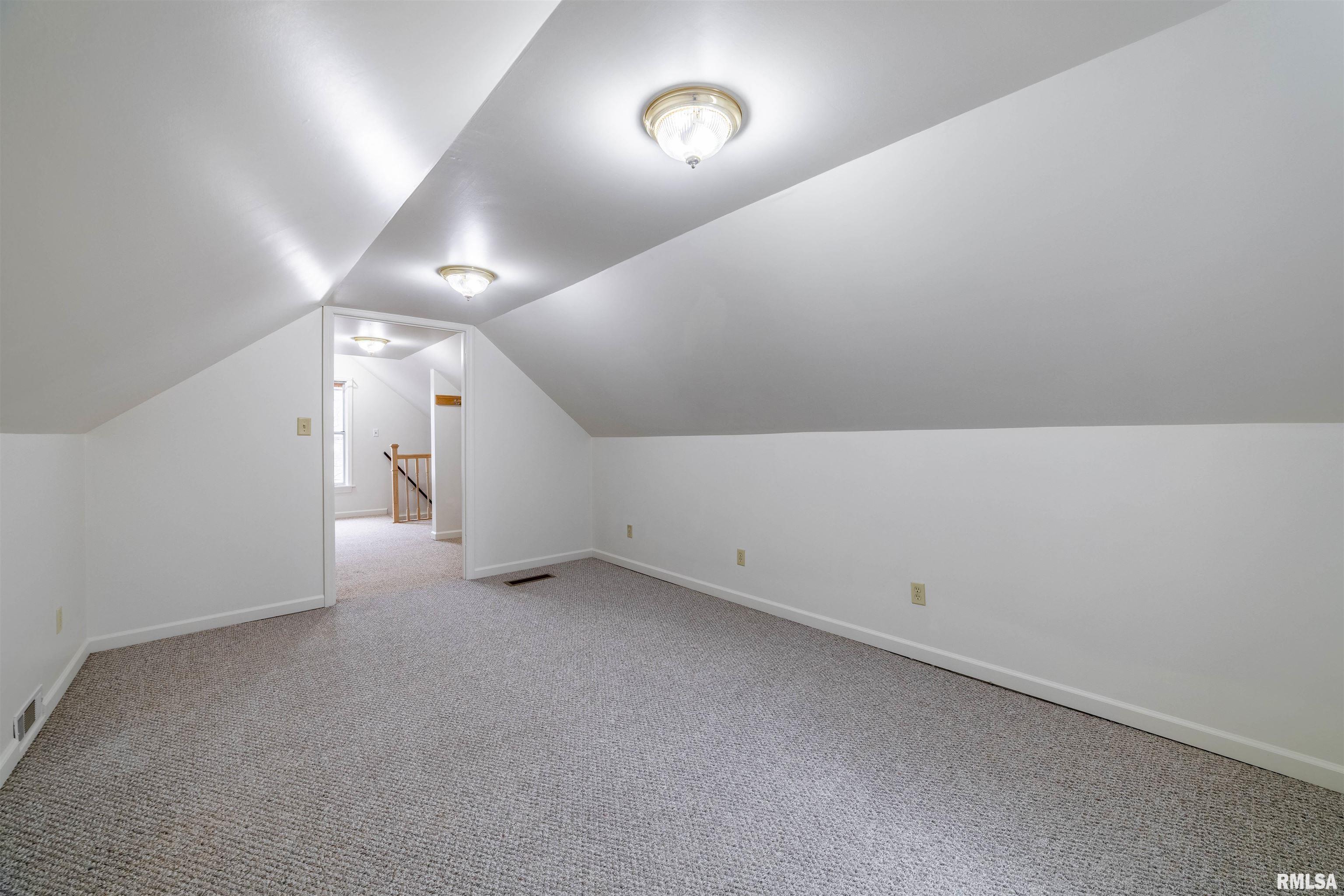 732 South 15th Street Quincy, IL 62301 - Photo 15 of 17