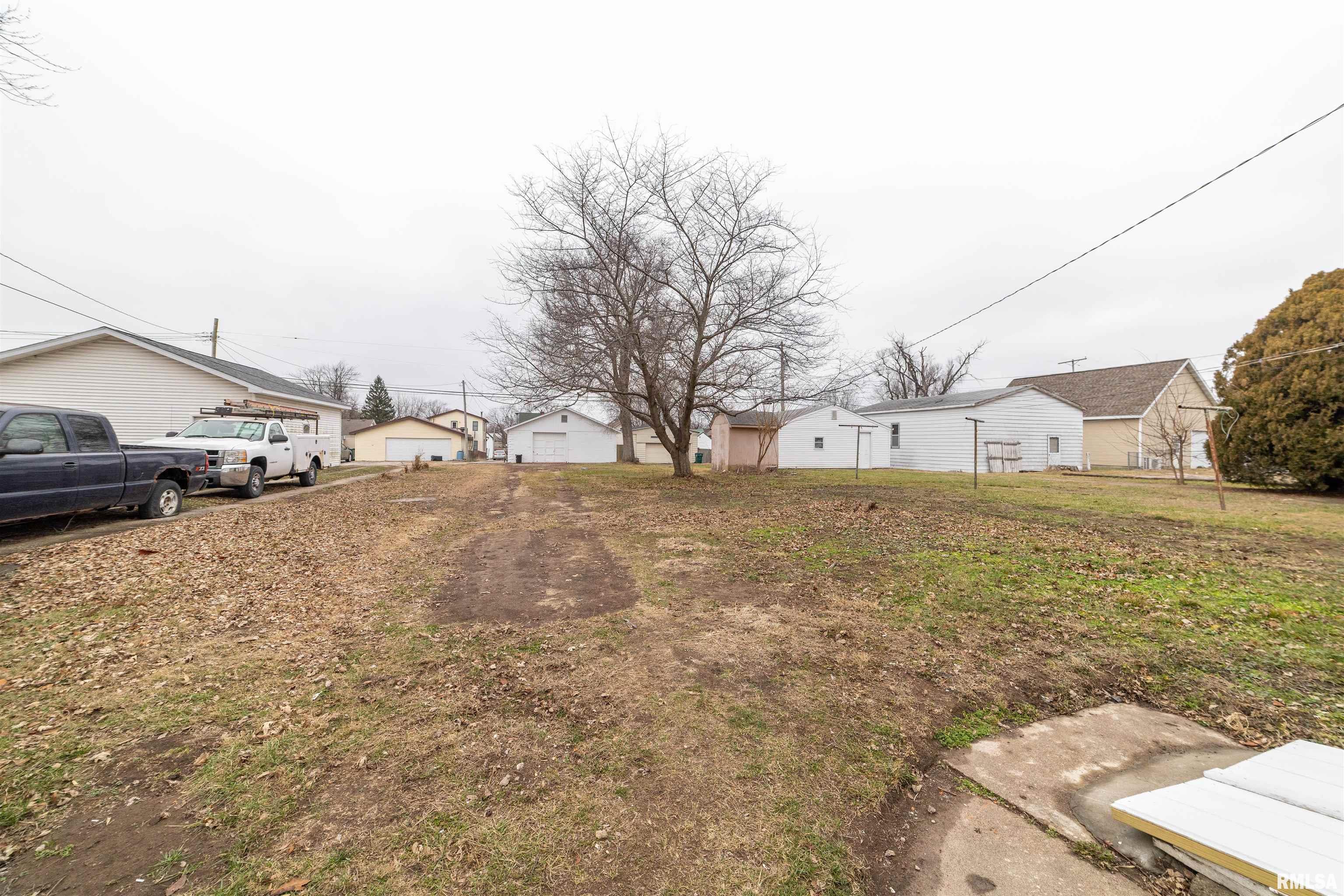 732 South 15th Street Quincy, IL 62301 - Photo 16 of 17