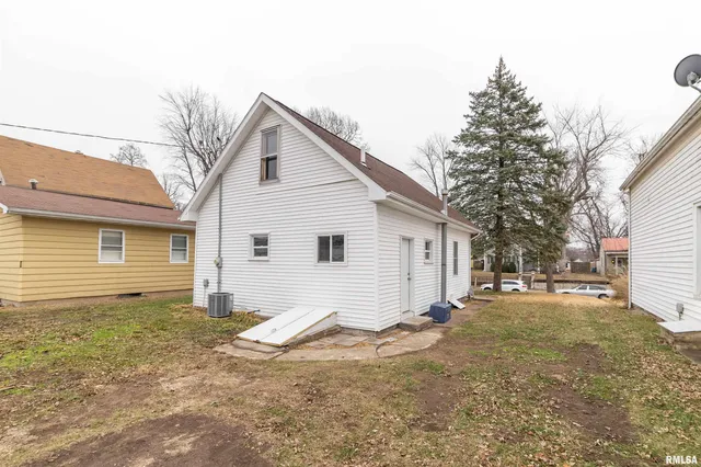 $120,000 | 732 South 15th Street, Quincy, IL 62301