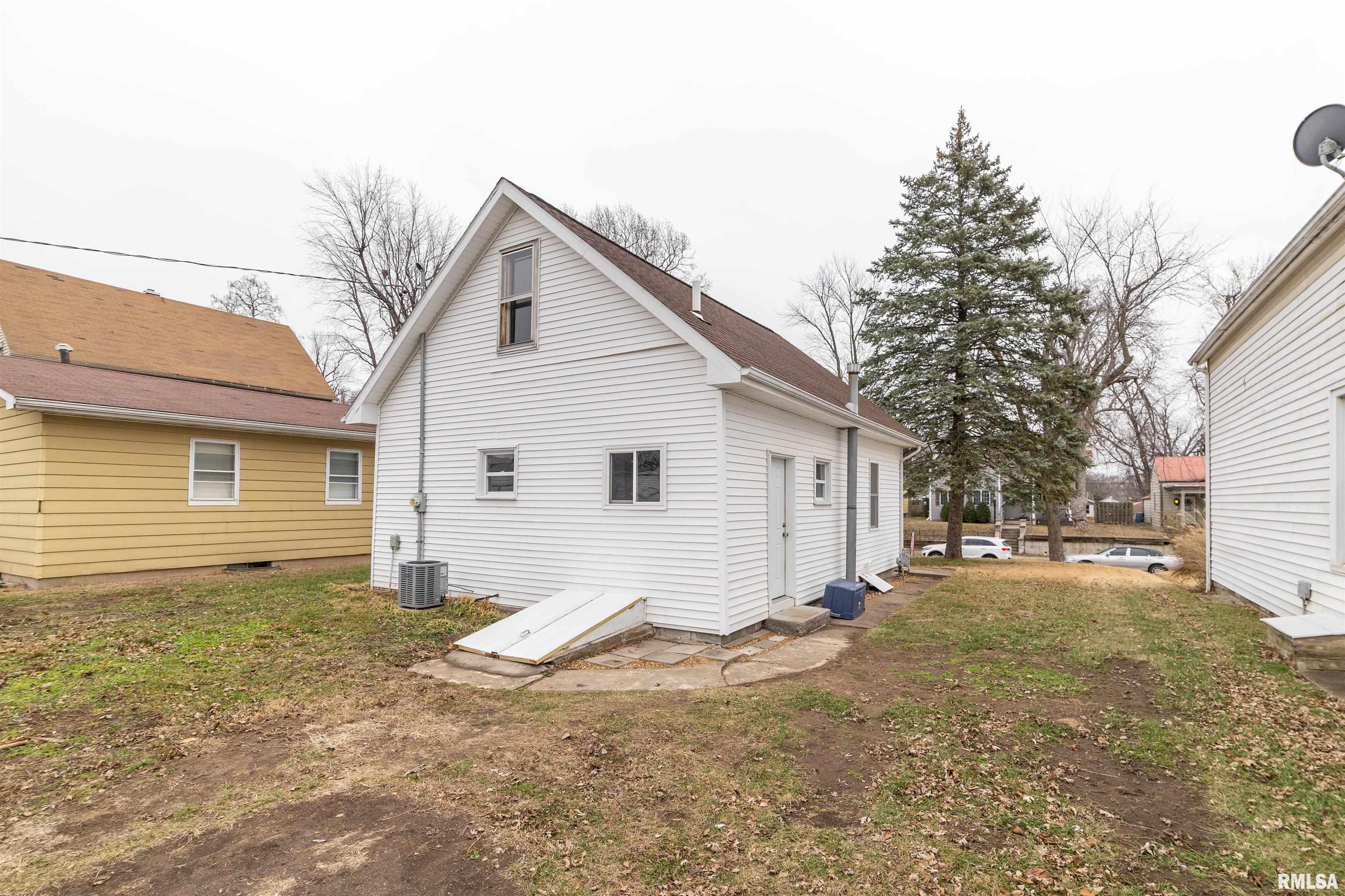 732 South 15th Street Quincy, IL 62301 - Photo 17 of 17