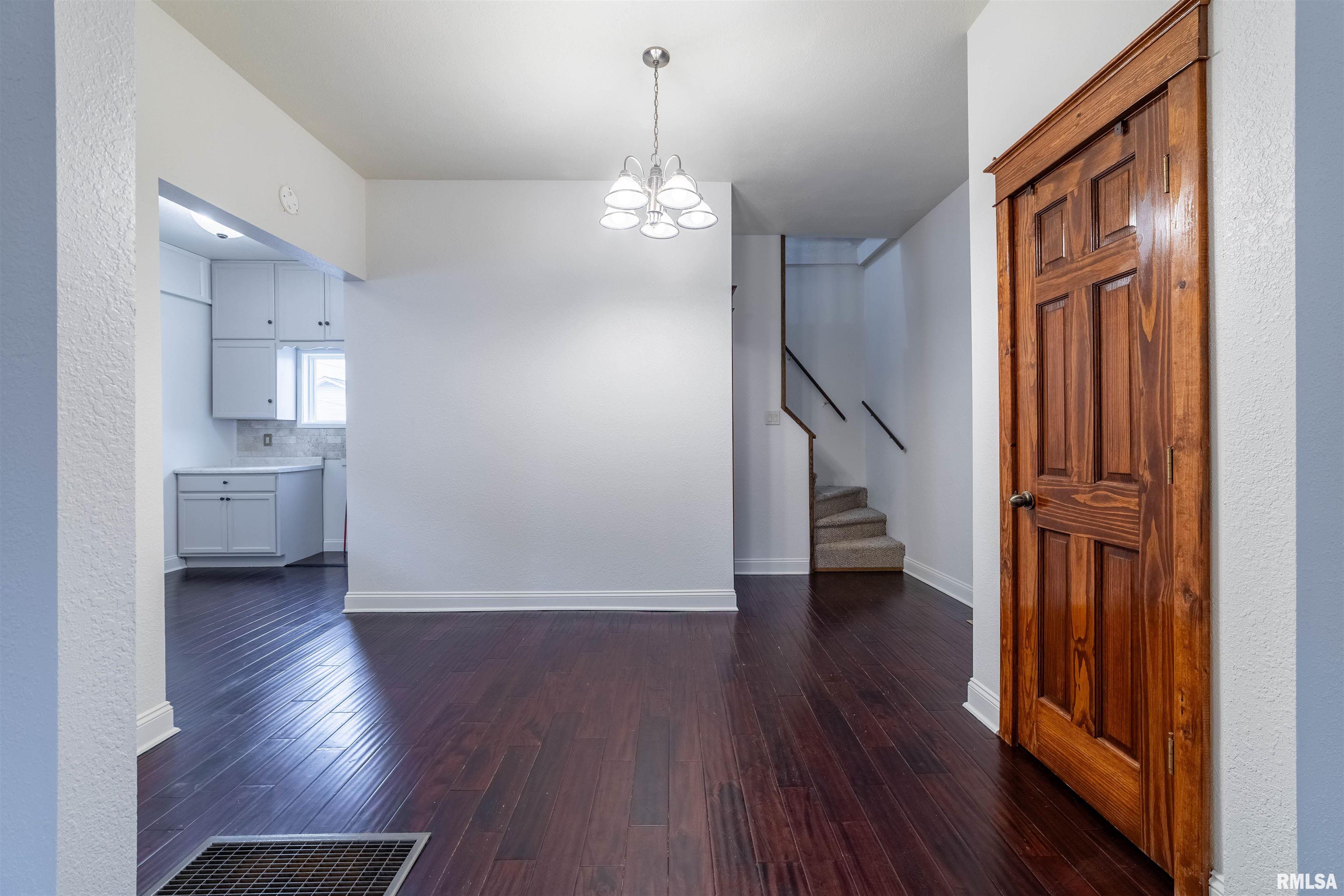 732 South 15th Street Quincy, IL 62301 - Photo 7 of 17