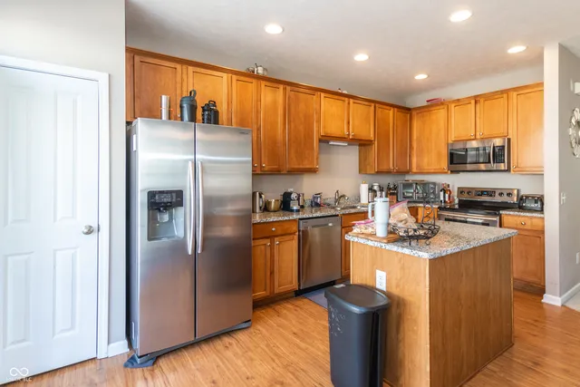 $319,900 | 420 Beverly Court, Carmel, IN 46032