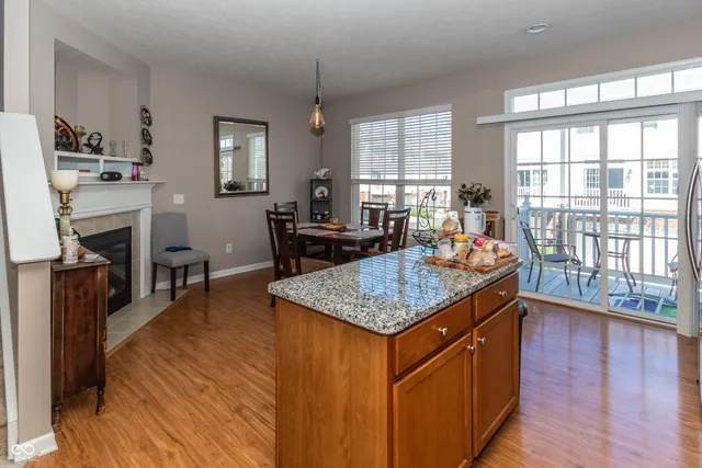 $319,900 | 420 Beverly Court, Carmel, IN 46032