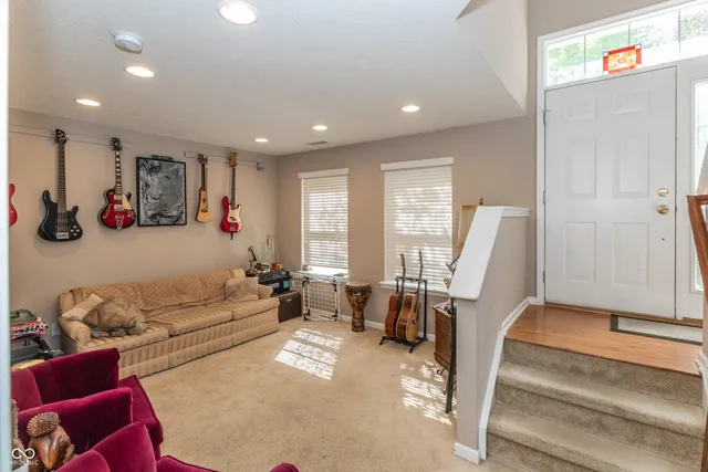 $319,900 | 420 Beverly Court, Carmel, IN 46032