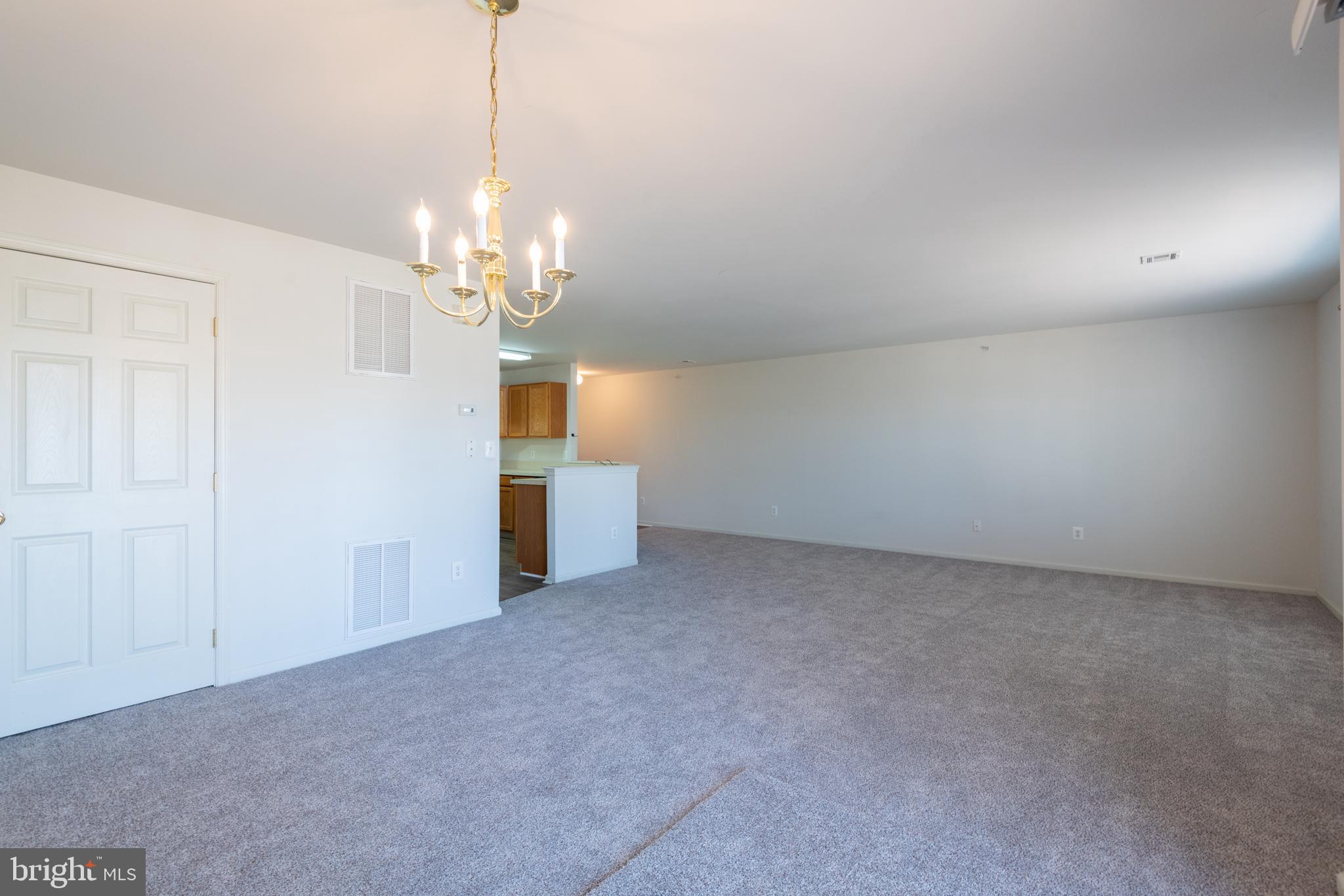 938 Pine Valley Court Tuckerton, NJ 08087 - Photo 6 of 20