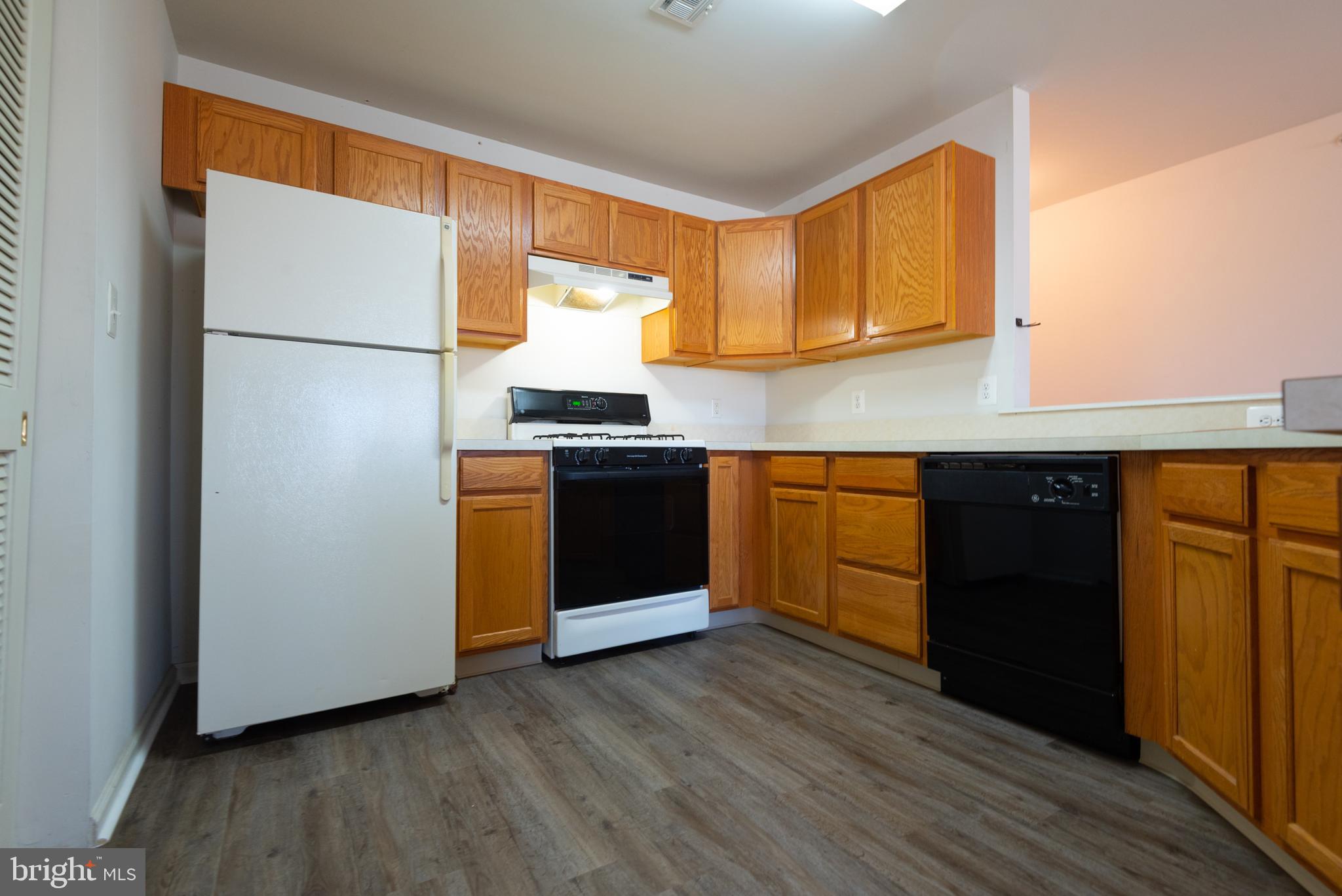 938 Pine Valley Court Tuckerton, NJ 08087 - Photo 8 of 20