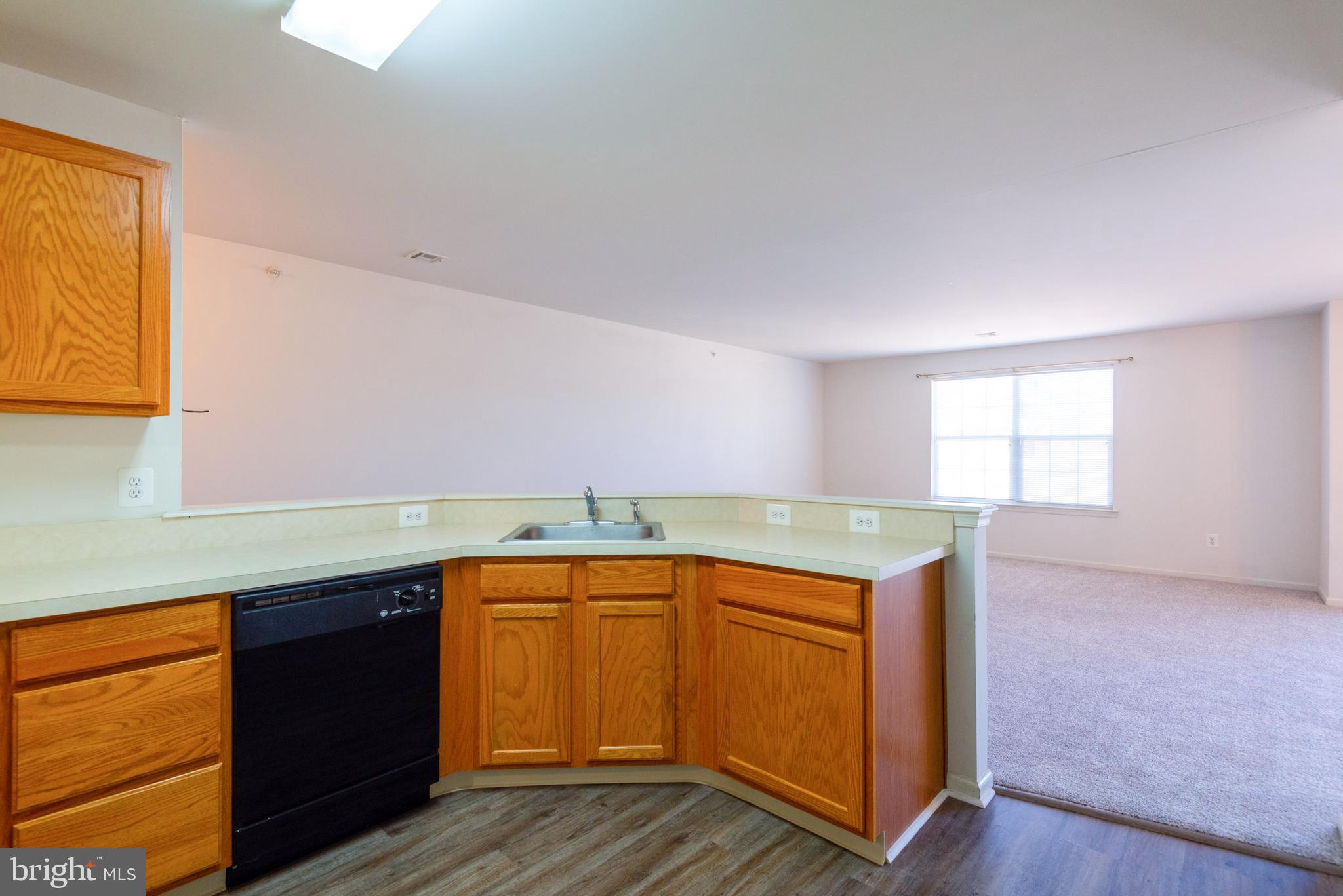 938 Pine Valley Court Tuckerton, NJ 08087 - Photo 9 of 20