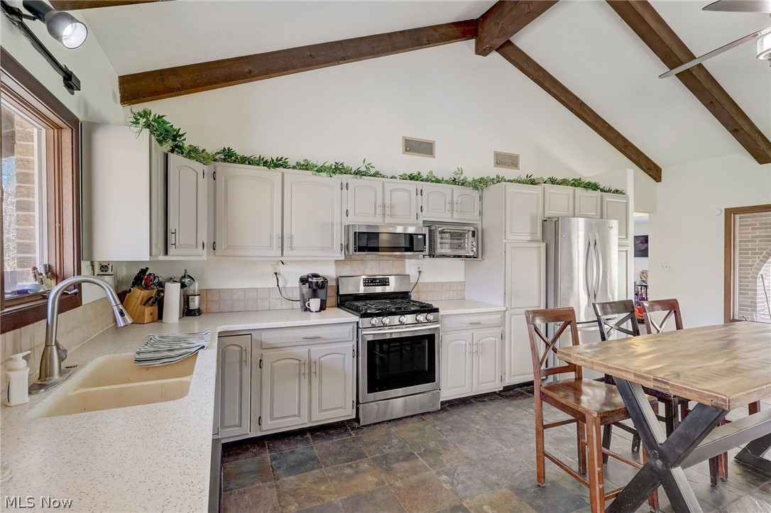 6080 Downs Road Northwest Warren, OH 44481 - Photo 8 of 22
