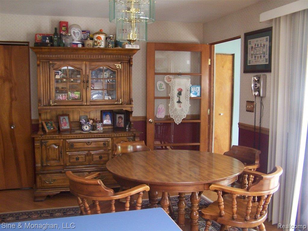 2431 Partridge Road Port Huron, MI 48060 - Photo 12 of 14 100_8130.JPG