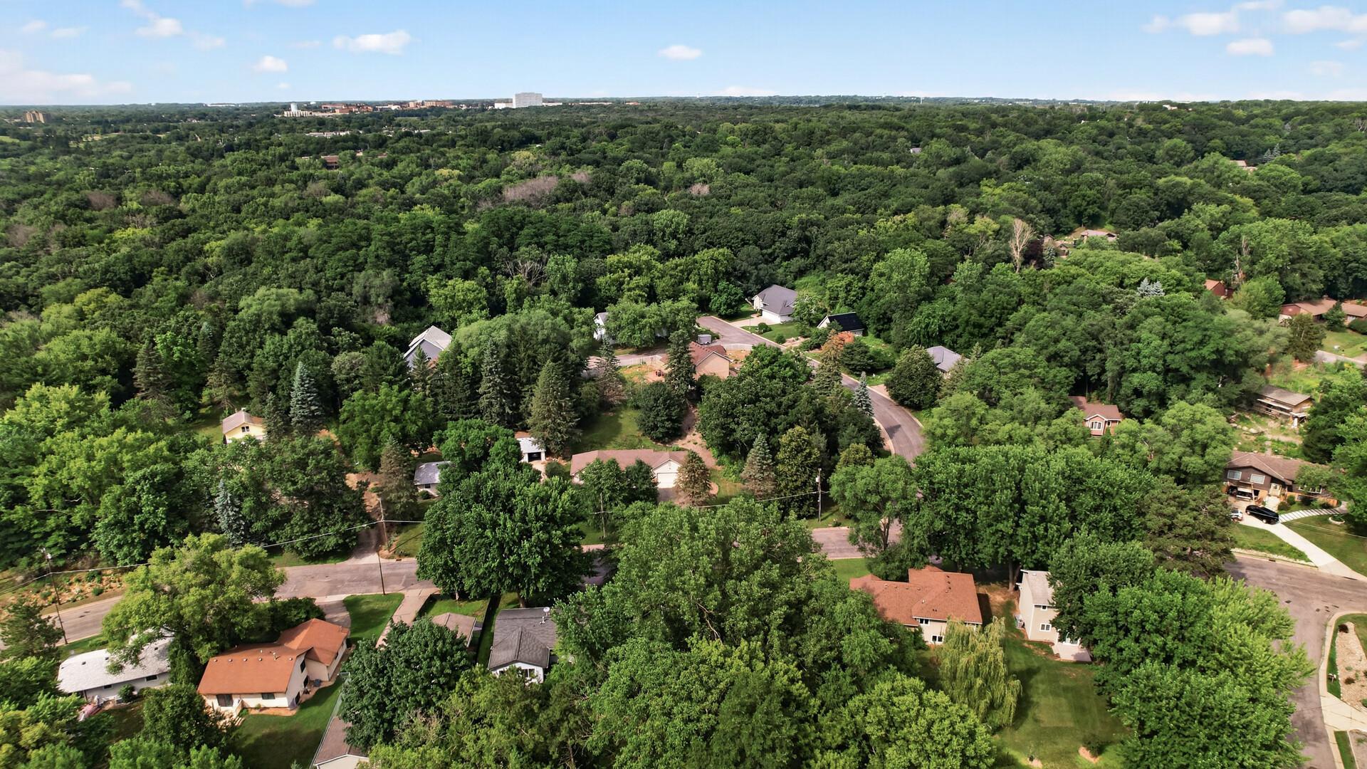 633 Burlington Road St. Paul, MN 55119 - Photo 57 of 70