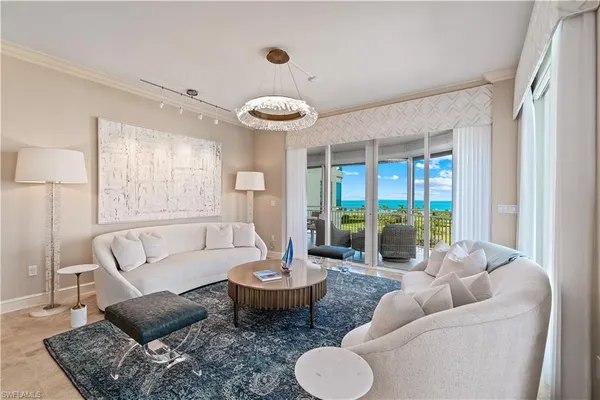 $4,375,000 | 4151 Gulf Shore Boulevard North, Unit 605, Naples, FL 34103