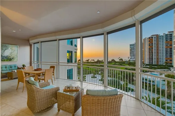 $4,375,000 | 4151 Gulf Shore Boulevard North, Unit 605, Naples, FL 34103