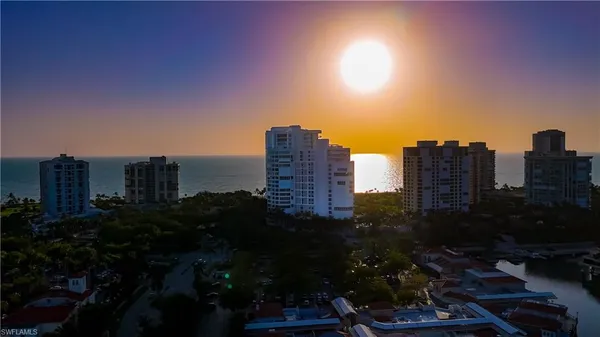 $4,375,000 | 4151 Gulf Shore Boulevard North, Unit 605, Naples, FL 34103