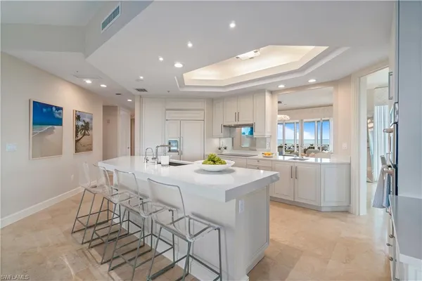 $4,375,000 | 4151 Gulf Shore Boulevard North, Unit 605, Naples, FL 34103