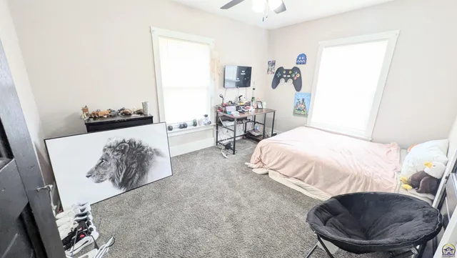 $205,900 | 1127 Washington Street, Emporia, KS 66801