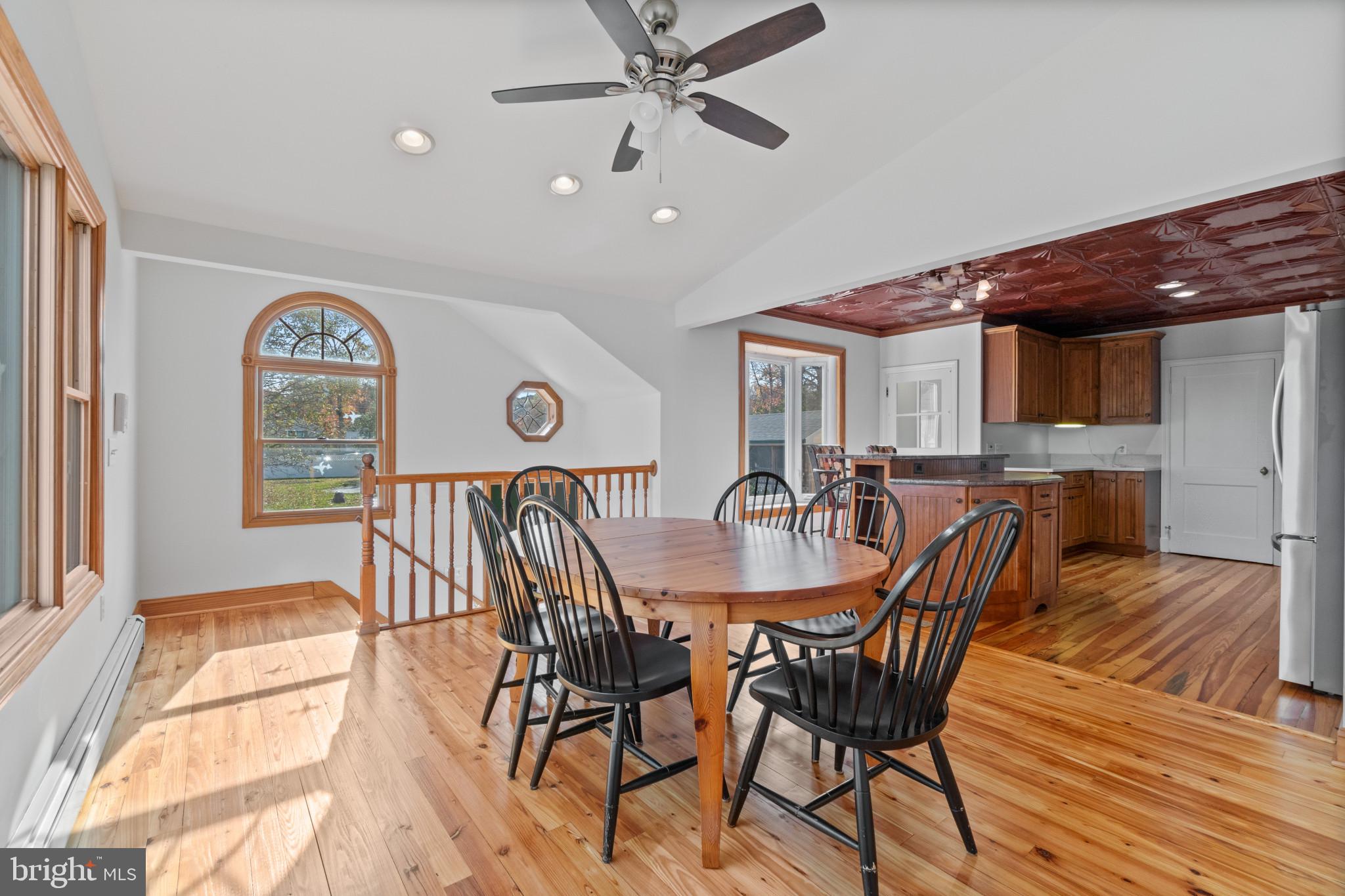 712 Powhatan Beach Road Pasadena, MD 21122 - Photo 26 of 38 Gallery Image 26