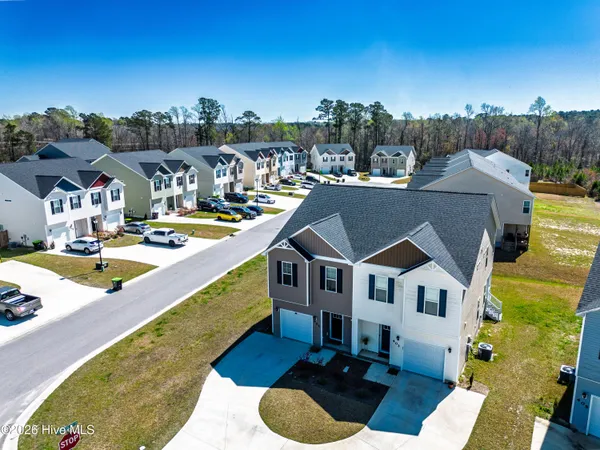 $1,850 | 403 Blockade Shoal Lane, Jacksonville, NC 28546