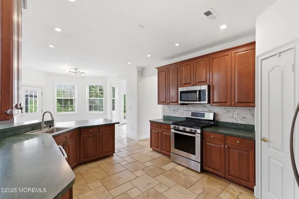 $1,199,999 | 17 Meadow Run Court, Jackson, NJ 08527