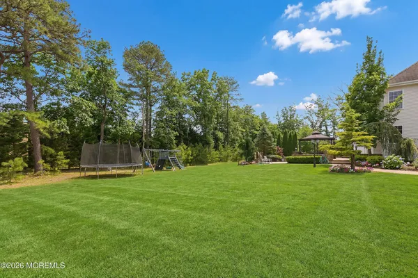 $1,199,999 | 17 Meadow Run Court, Jackson, NJ 08527