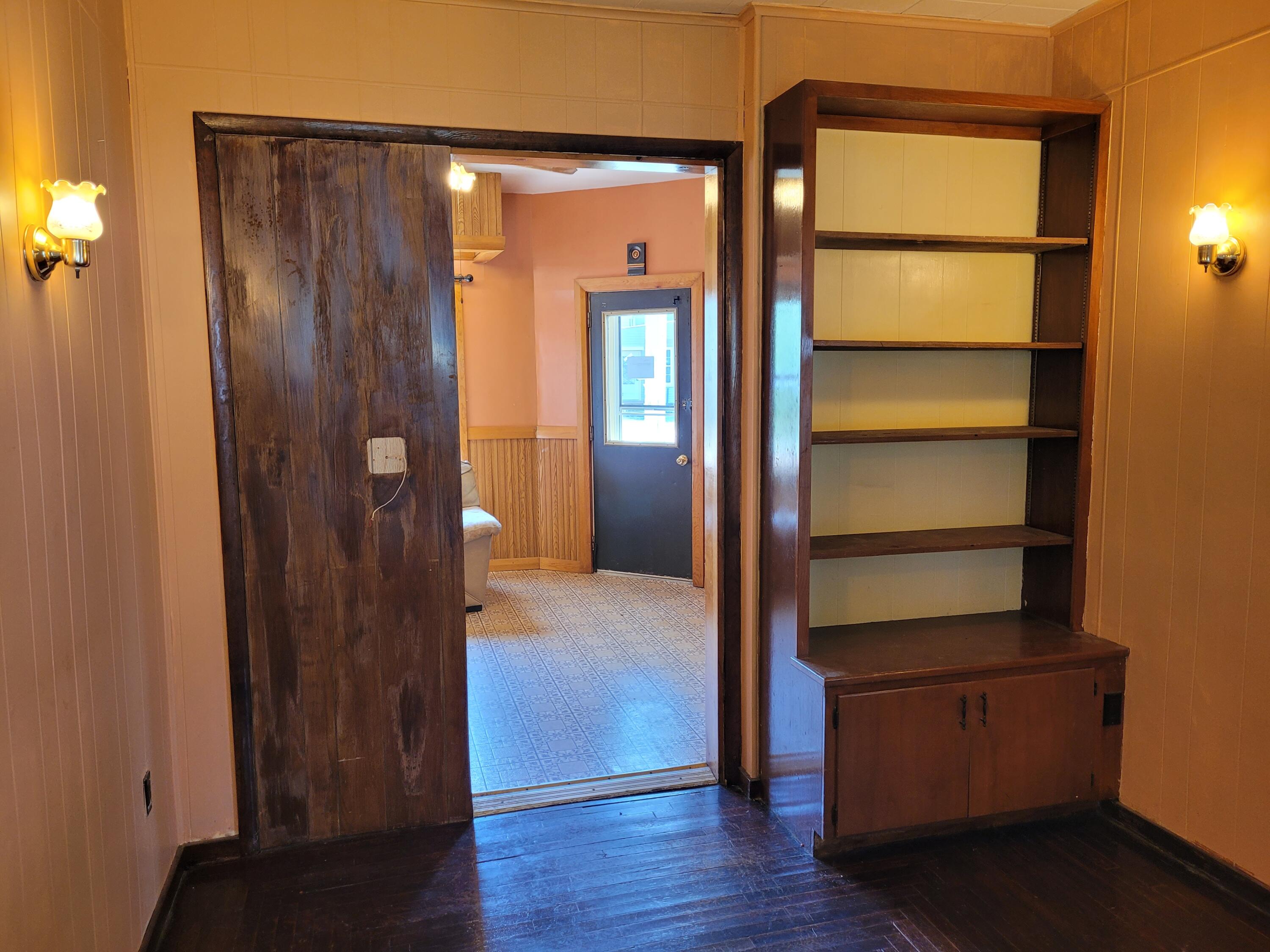 109 2nd Street Lawrence, MI 49064 - Photo 22 of 40 20250602_112114