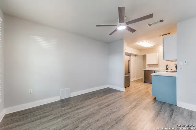 $1,500 | 122 Karm Street, Castroville, TX 78009