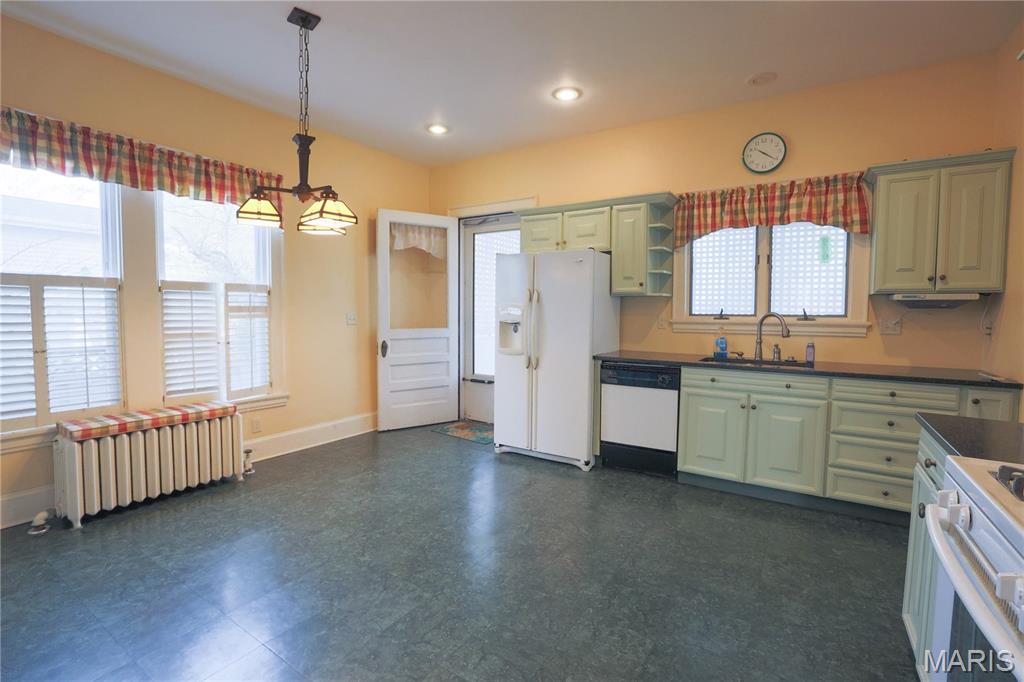 307 Tilson Place Hillsboro, IL 62049 - Photo 18 of 50