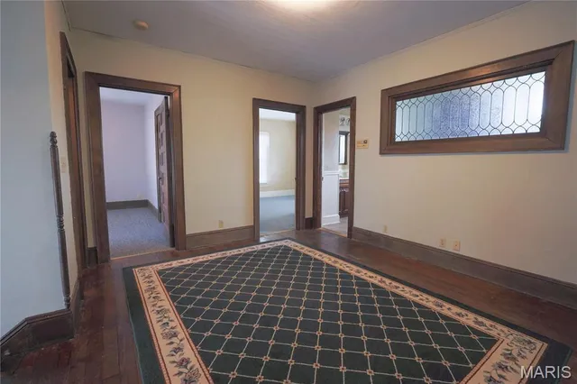 $242,000 | 307 Tilson Place, Hillsboro, IL 62049