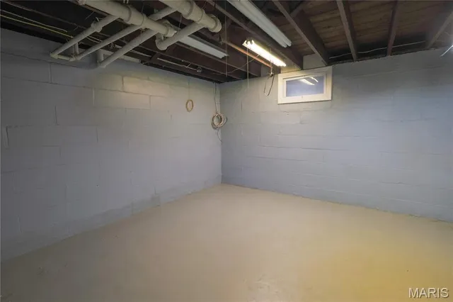 $242,000 | 307 Tilson Place, Hillsboro, IL 62049