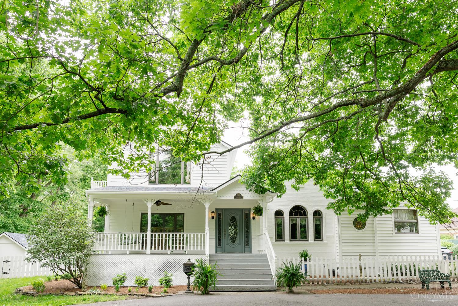 317 Given Road Terrace Park, OH 45174 - Photo 4 of 51