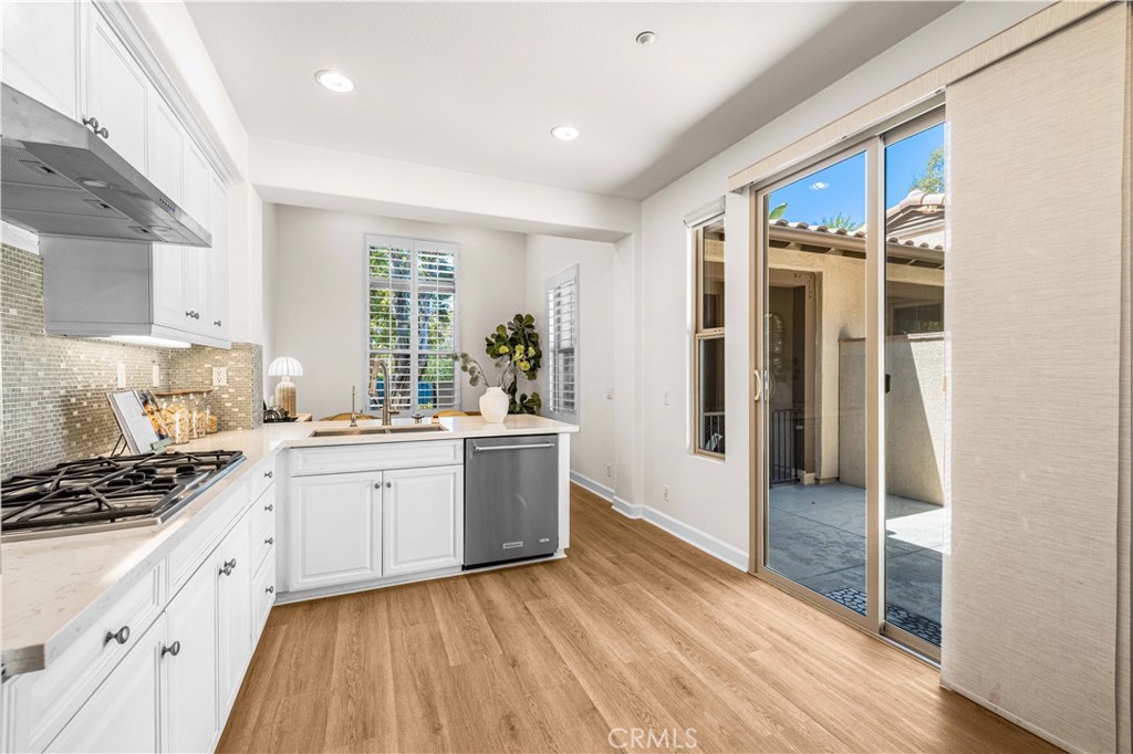 98 Sarabande Irvine, CA 92620 - Photo 13 of 46