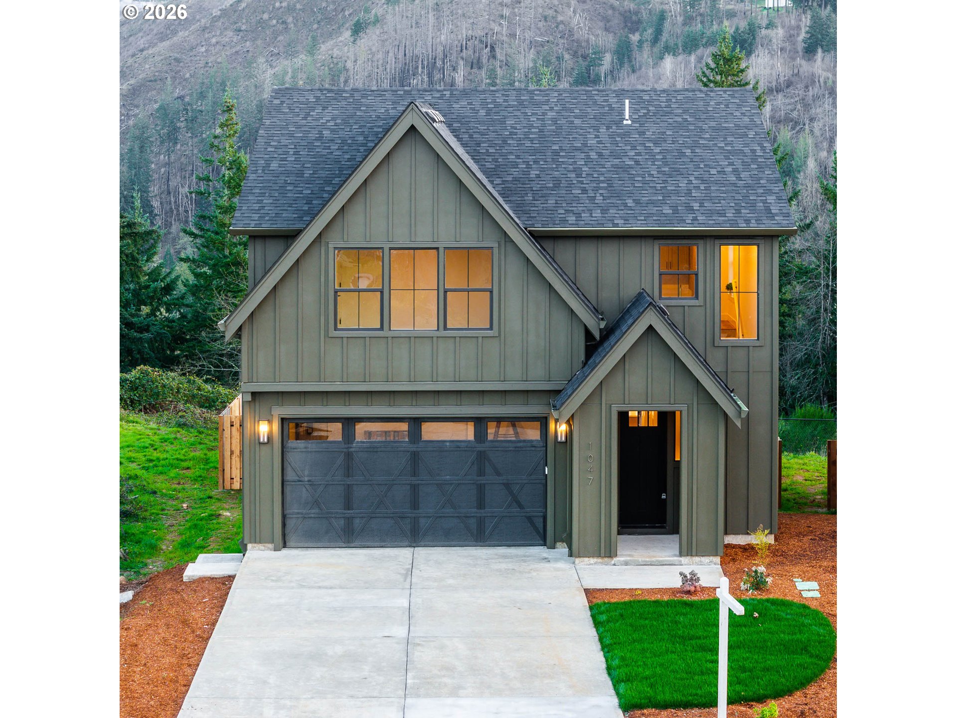 1047 Southeast Olive Way Estacada, OR 97023 - Photo 4 of 33